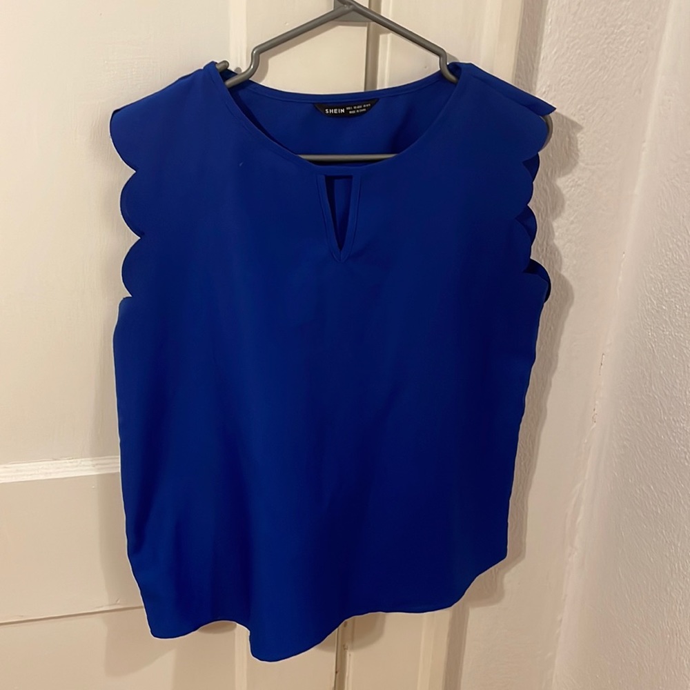 2/$15 NWOT Shein Dark Blue Top